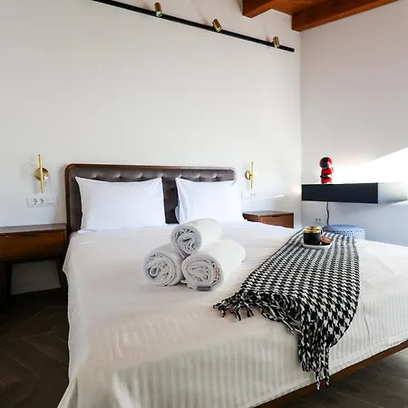 فندق مبيت وإفطار Prisca Luxury With Breakfast