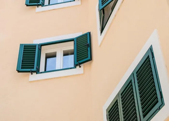 Prisca Luxury With Breakfast 4*