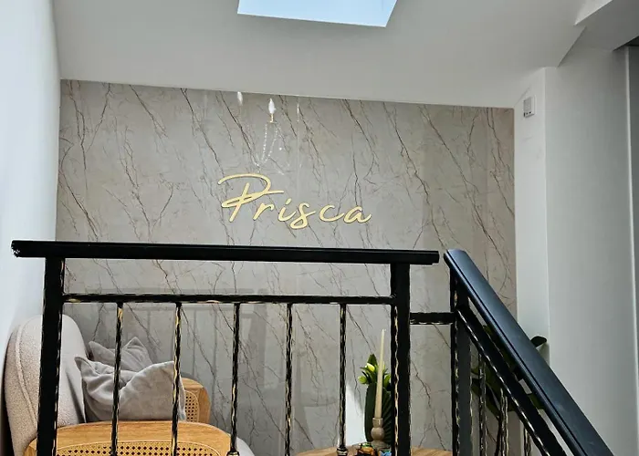 Prisca Luxury With Breakfast Bed & Breakfast