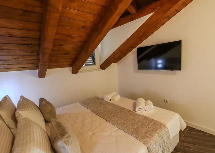 Prisca Luxury With Breakfast