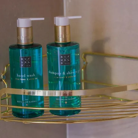 Prisca Luxury With Breakfast 4* ספליט